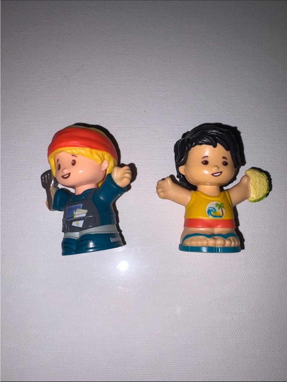 Fisher-Price Little People Serve it up taco Food Truck replacement people